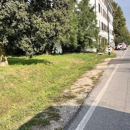 Cozy Nest דירה *